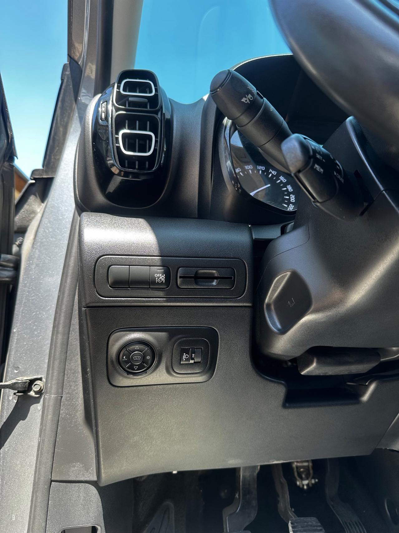 Citroen C3 Aircross C3 Aircross BlueHDi 100 S&S Shine
