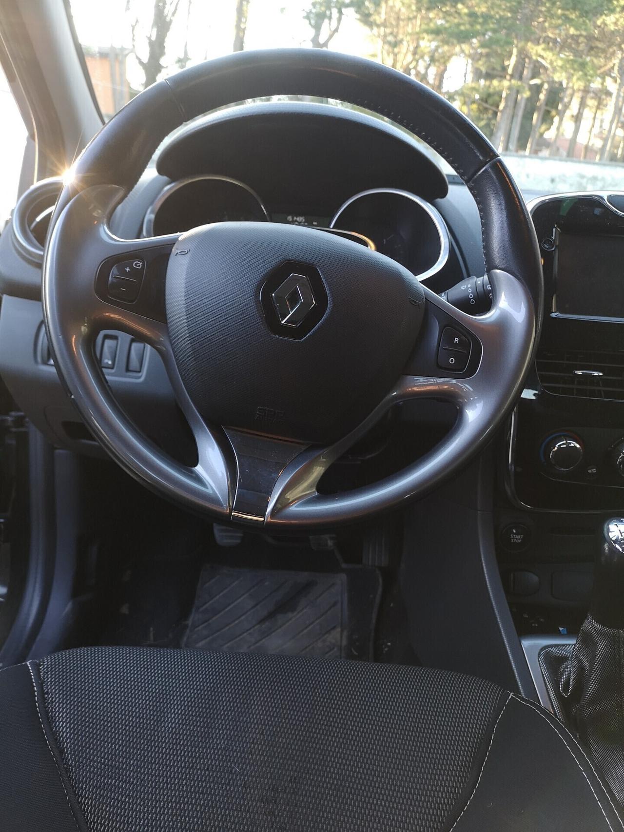 Renault Clio 1.5 Diesel 90 cv - 2014