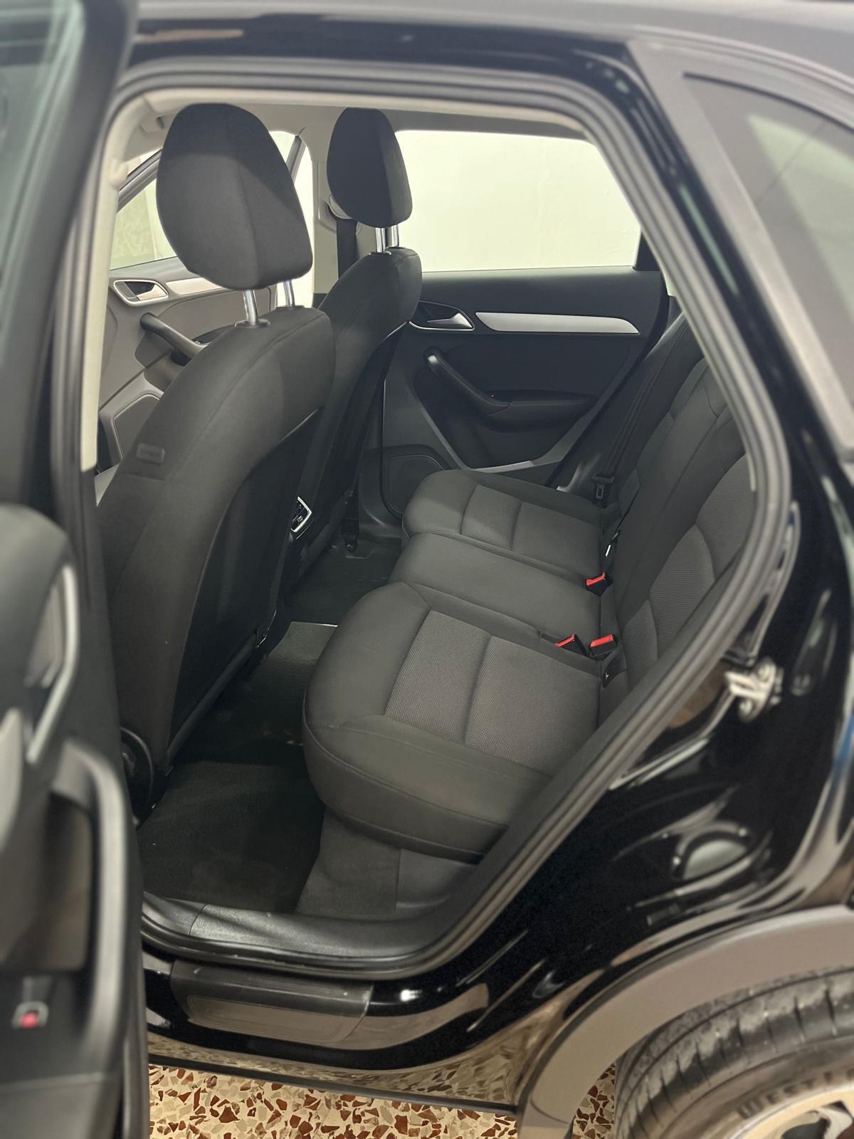 Audi Q3 2.0 TDI 150 CV Sport