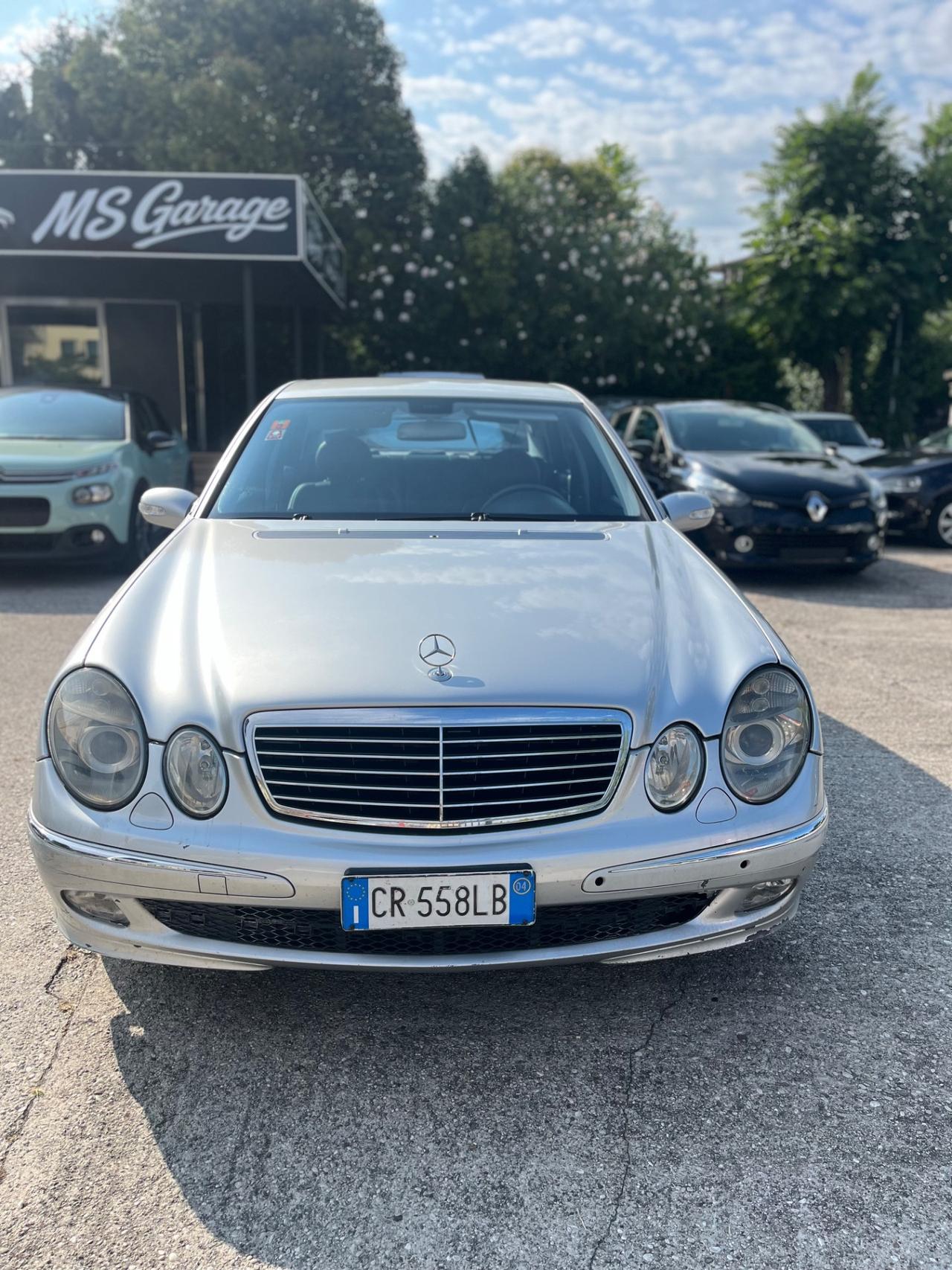 Mercedes-benz E 270 CDI cat Avantgarde