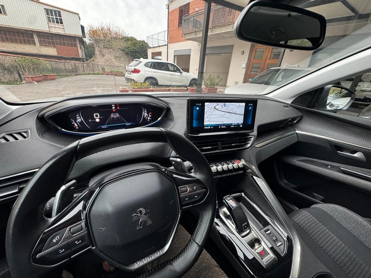 Peugeot 3008 BlueHDi 130 S&S EAT8 Allure