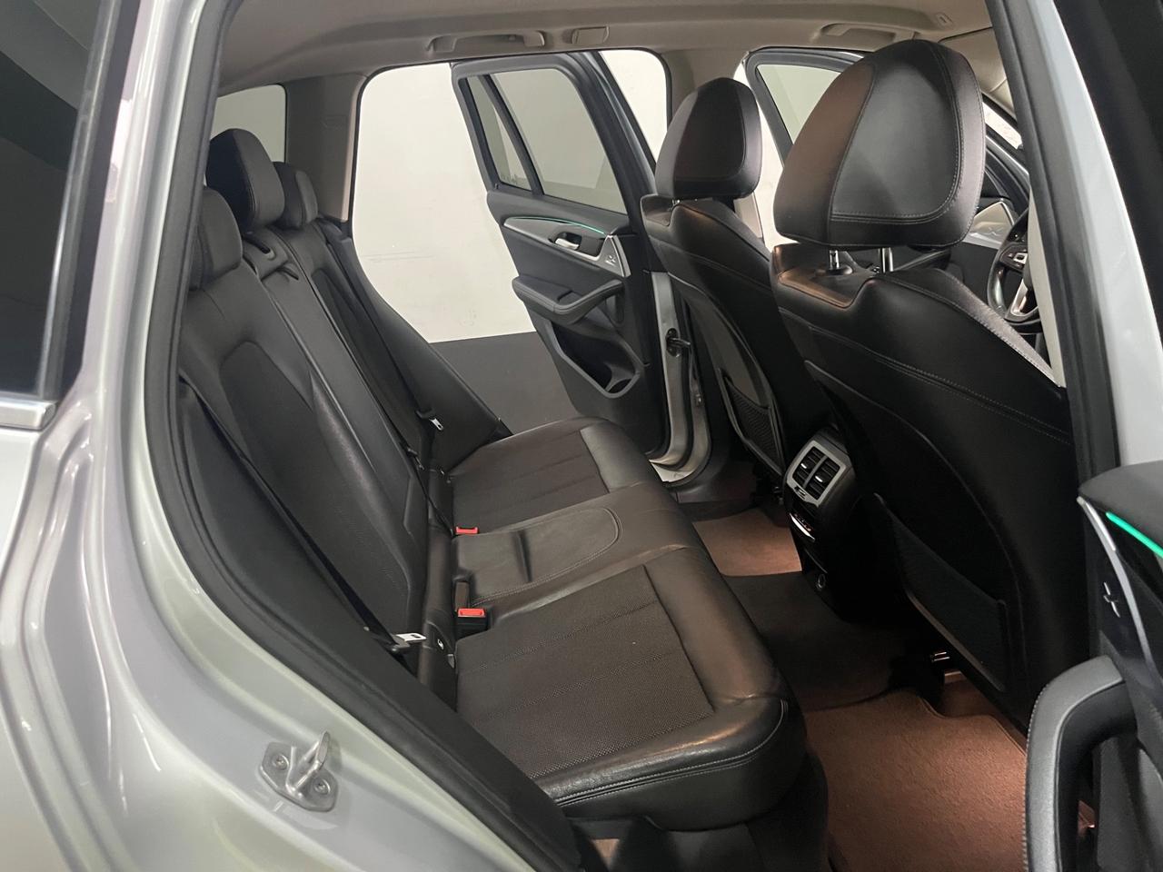 Bmw X3 xDrive20d Luxury full