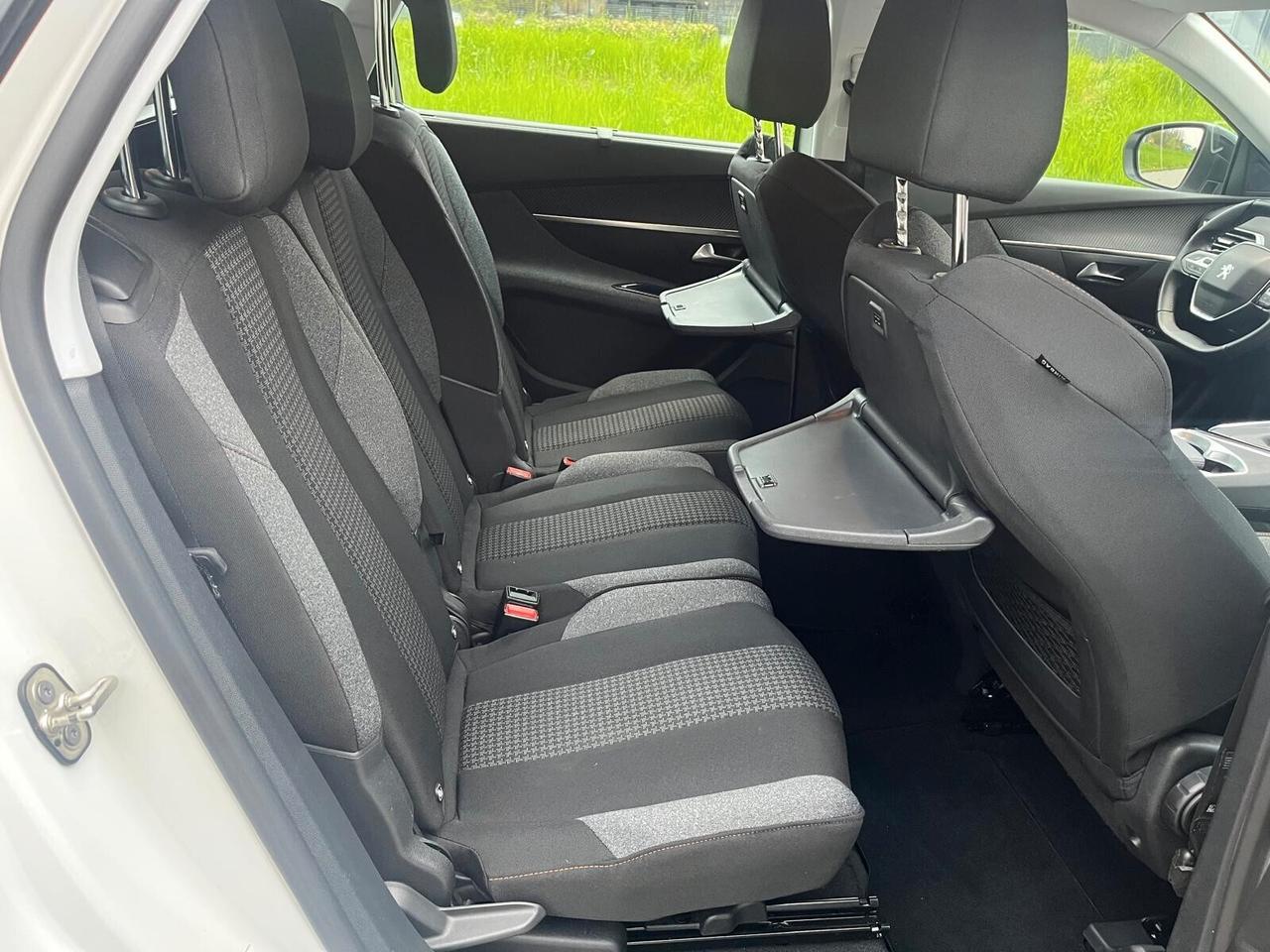 Peugeot 5008 PureTech Turbo 130 S&S Active