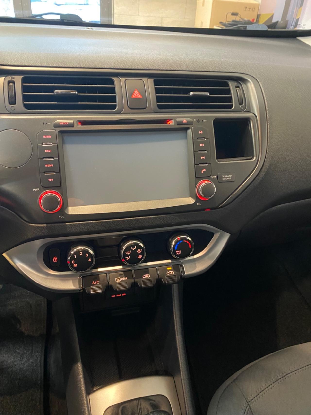 Kia Rio 1.1 CRDi 5p. Cool
