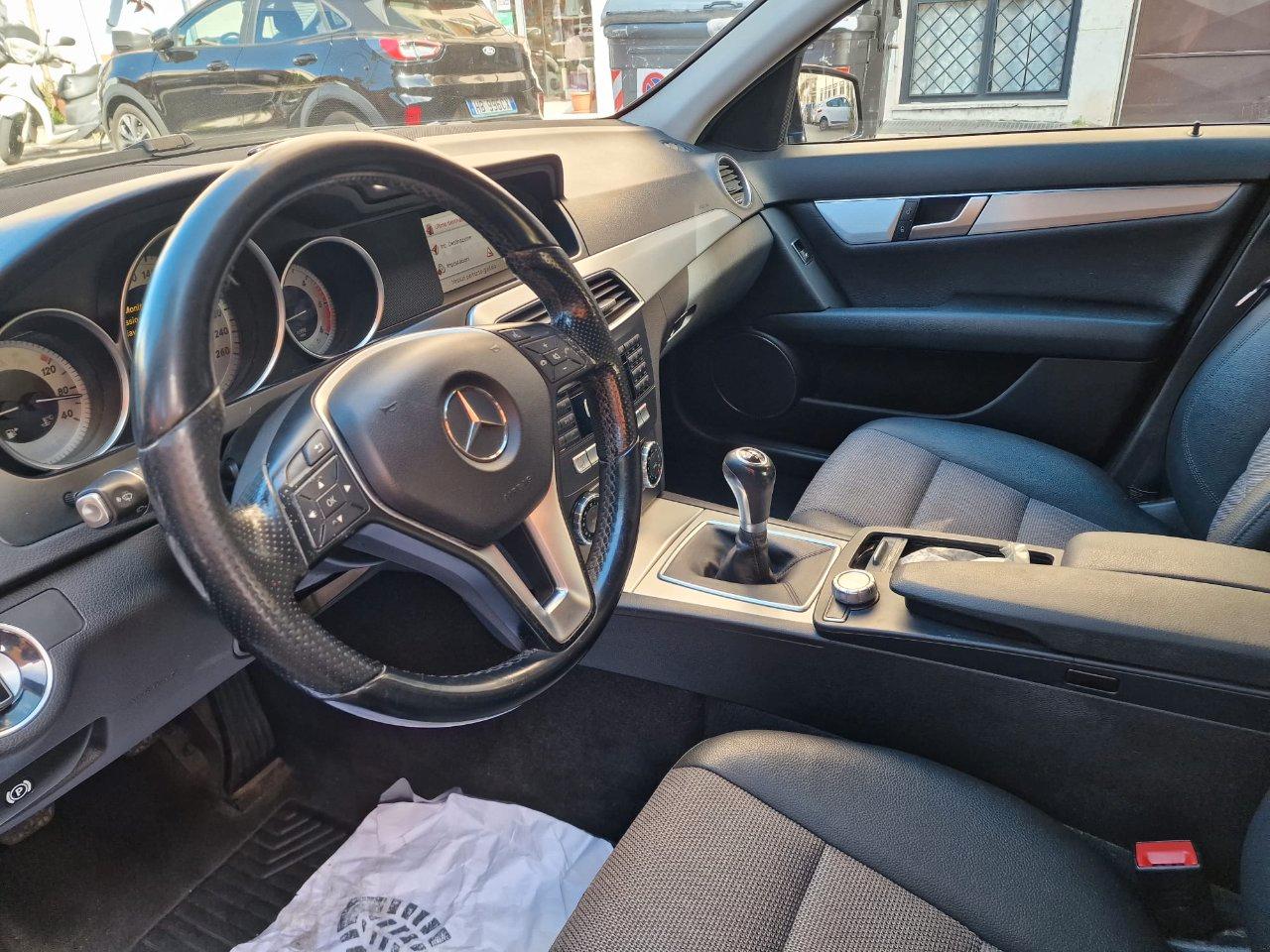 Mercedes C 220 D Exclusive Berlina