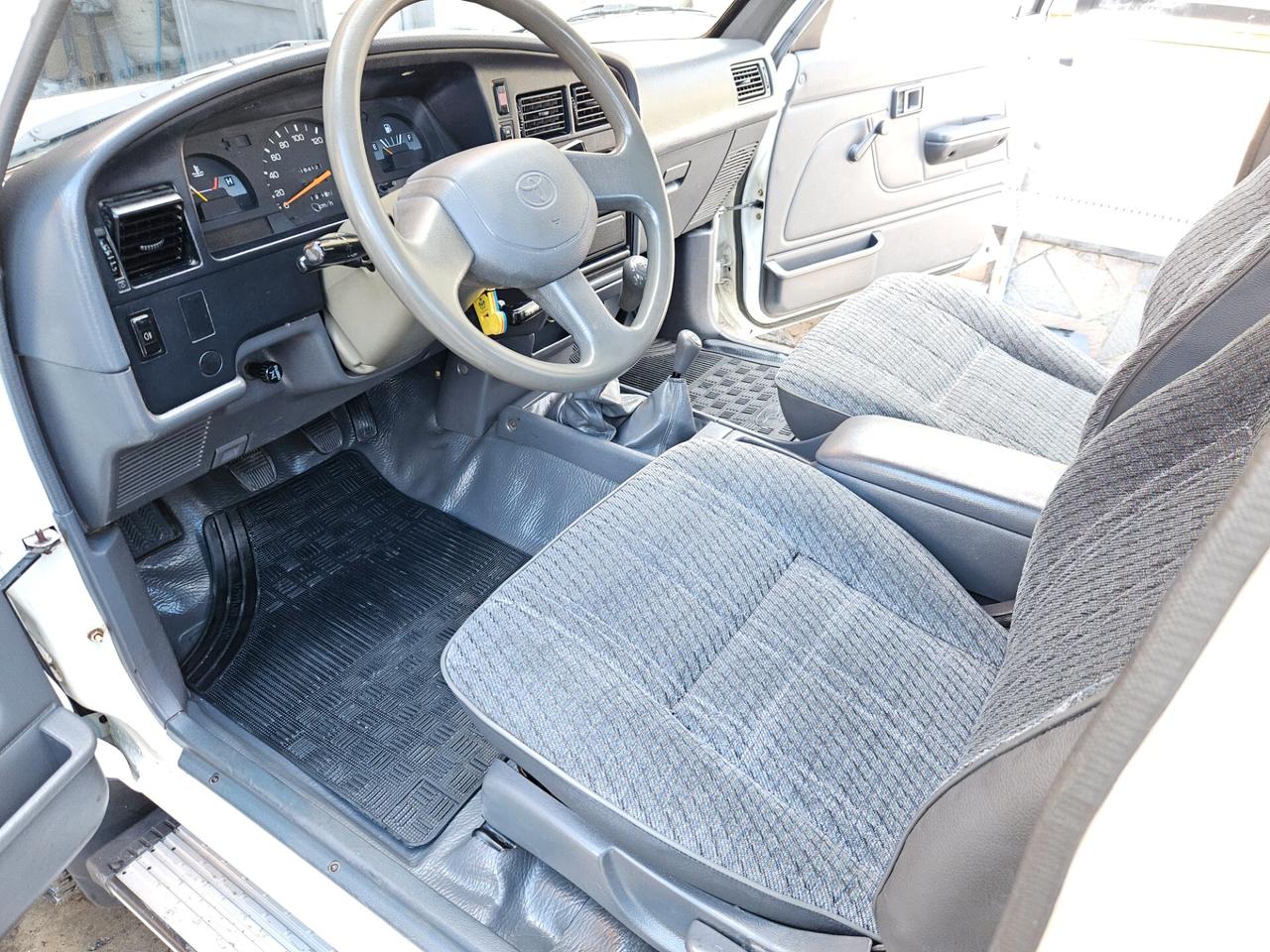 Toyota Hilux 2.4 diesel 4 porte LN 105 Pick-up