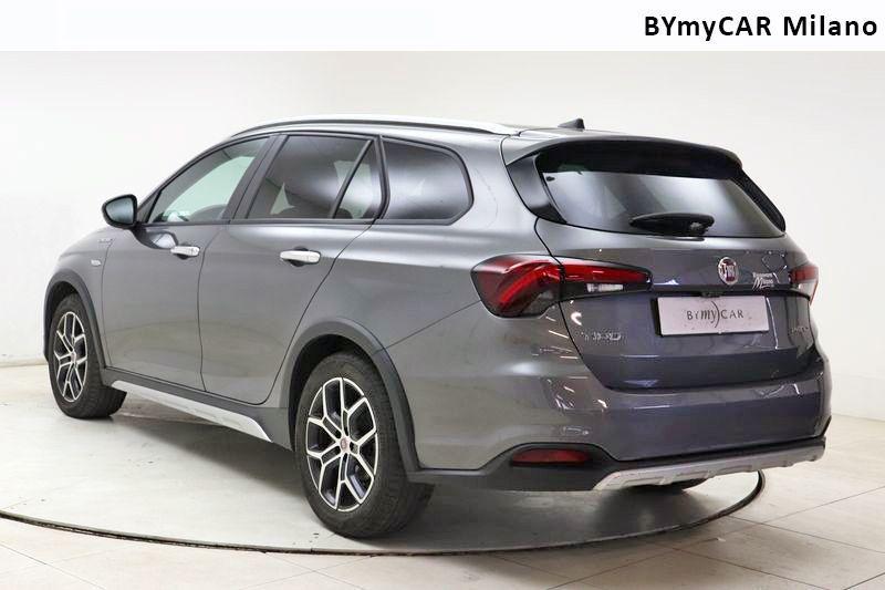 Fiat Tipo Station Wagon 1.5 T4 Hybrid Cross DCT