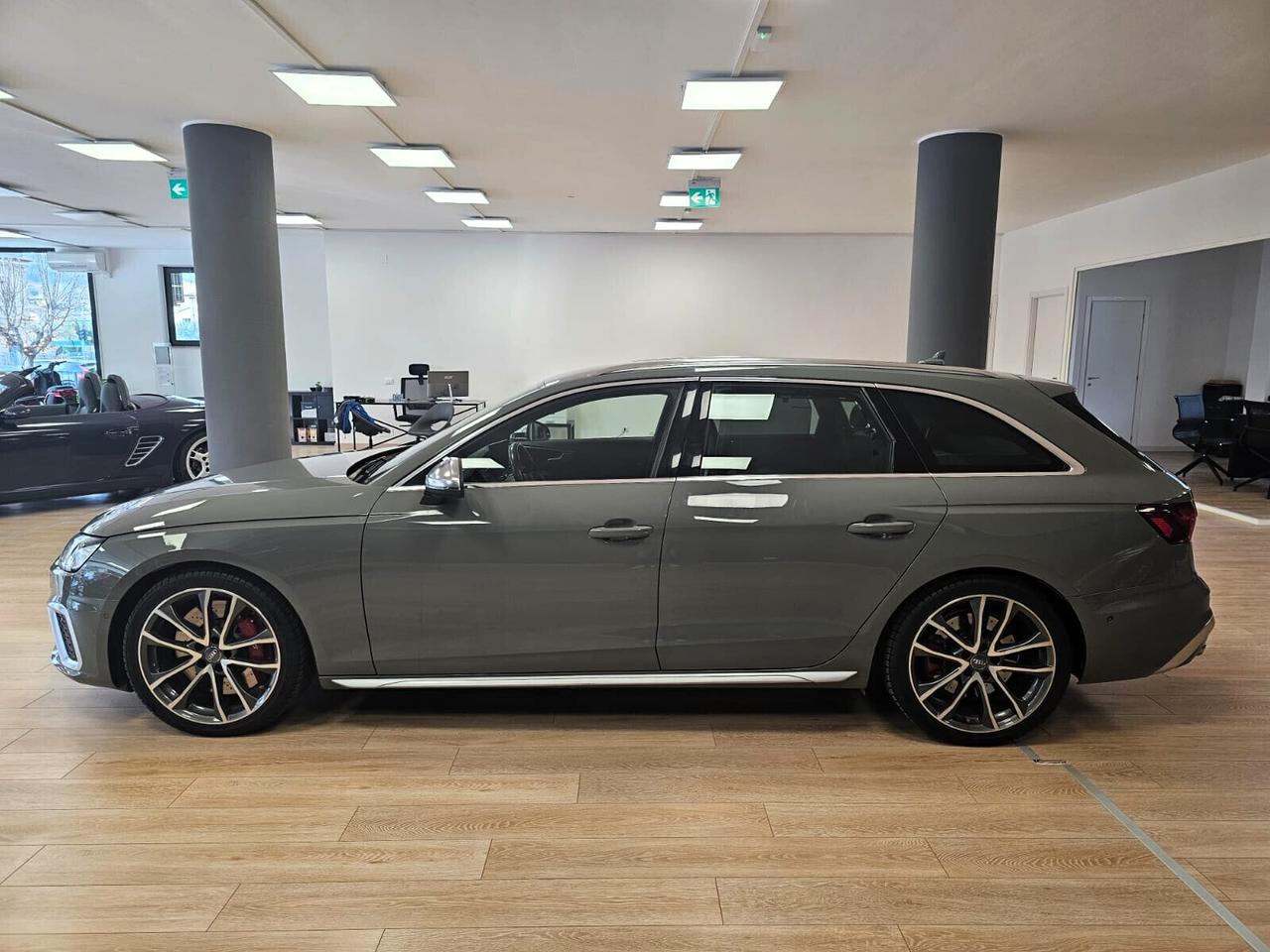 Audi A4 S4 Avant TDI quattro tiptronic