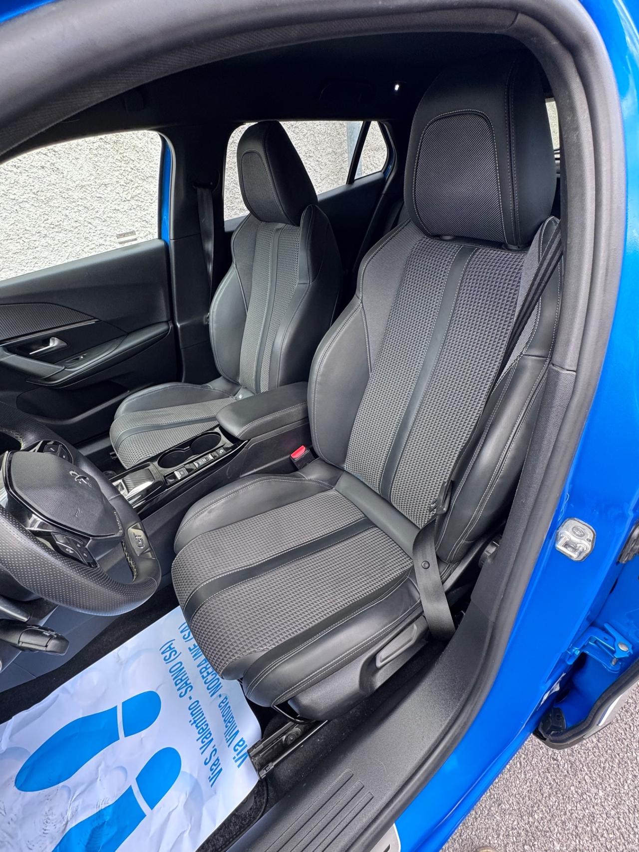 Peugeot 2008 BlueHDi 130 S&S EAT8 GT Pack