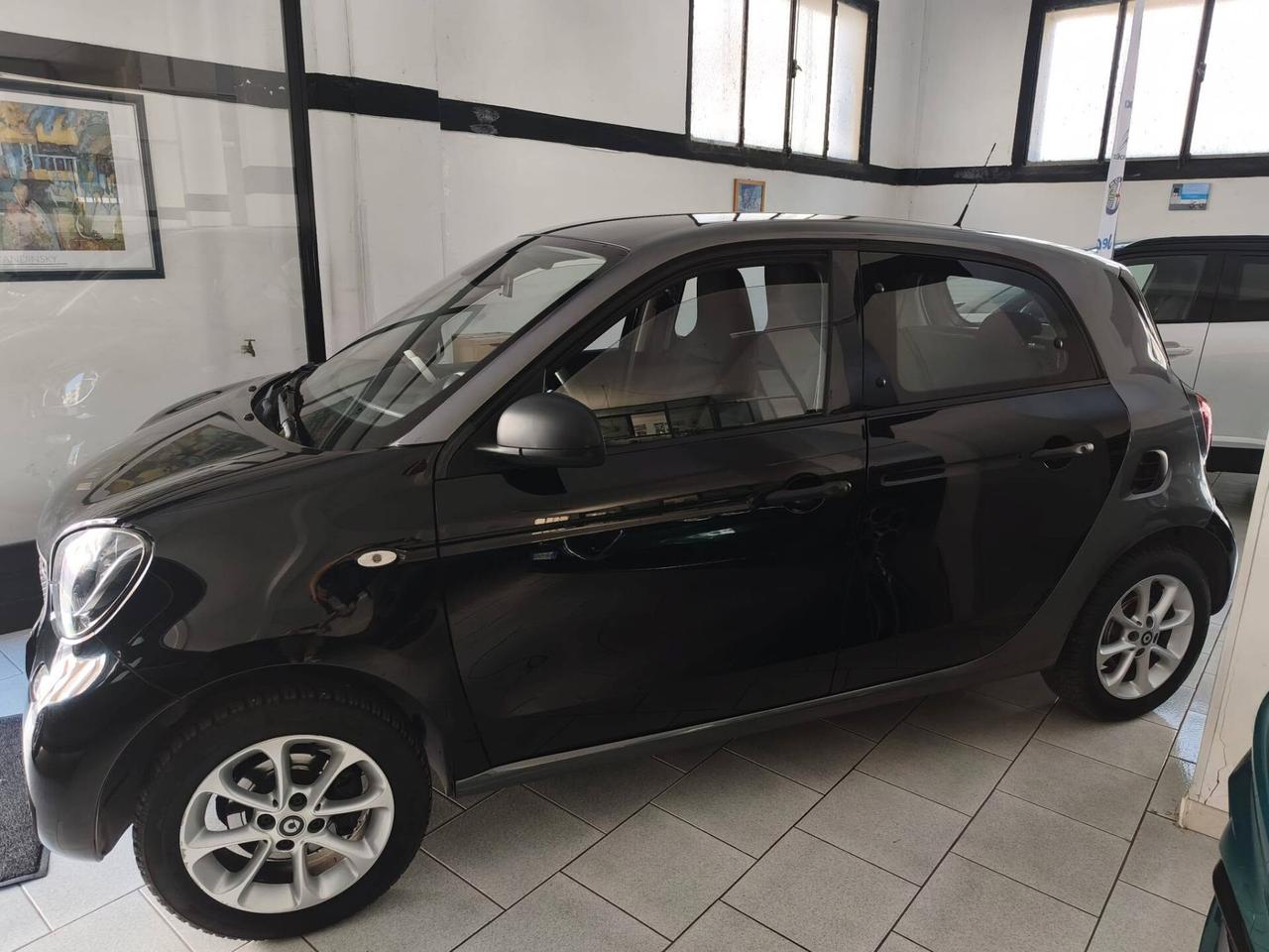 Smart ForFour 70 1.0 Youngster