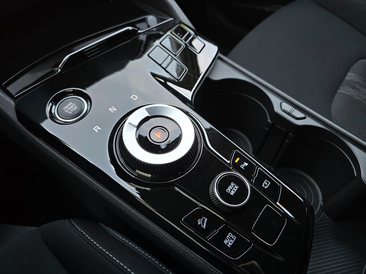 Kia Sportage 1.6 Tgdi 180cv HEV STYLE Aut. / FULL HYBRID