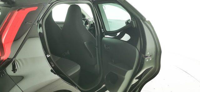 TOYOTA Aygo Connect 1.0 VVT-i 72CV x-business CAMBIO AUTOM.