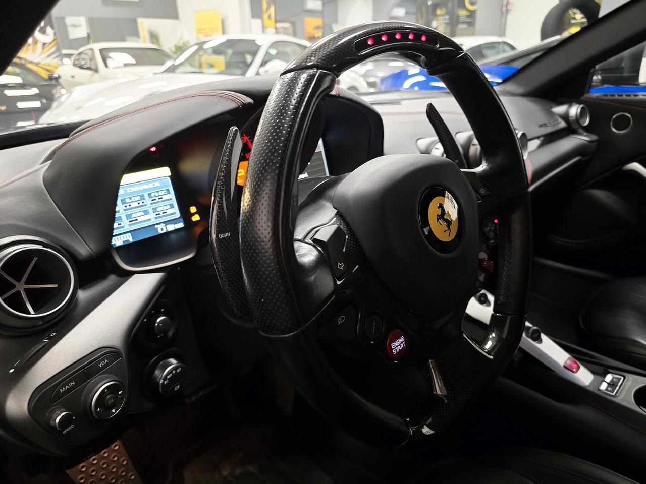 Ferrari F12 Berlinetta 6.3 740CV V12 SERVICE BOOK FERRARI COMPLETO_ KM CERTIFICATI _ CARBONIO _ SEDILI DAYTONA _ GARANZIA 12 MESI