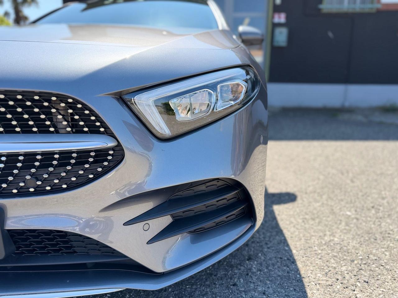 Mercedes-Benz A 180 AMG Line Premium A 180 #10569