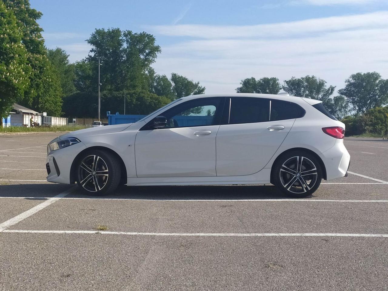 Bmw 118 M Sport 118 d #10708