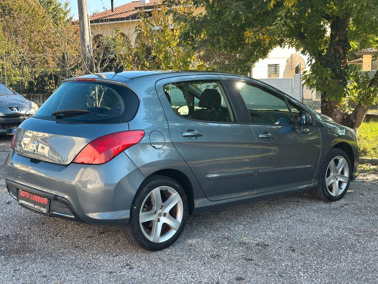 Peugeot 308 1.6 HDi 110CV 5p. Ciel Féline 2008