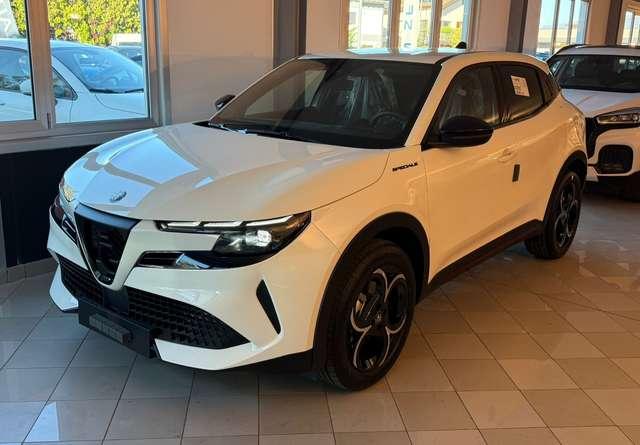 Alfa Romeo Junior AUTOM 1.2 ibrida Speciale 145cv edct6 KM0/PROMOFIN