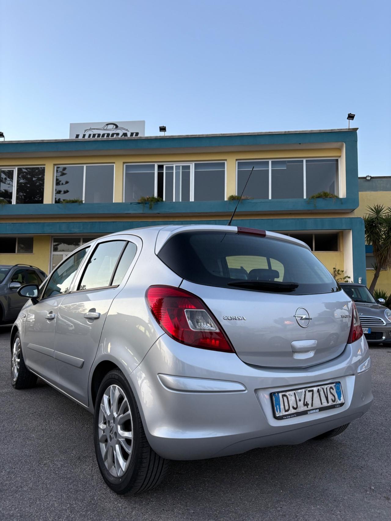 Opel Corsa 1.3 CDTI 75CV 5 porte Cosmo