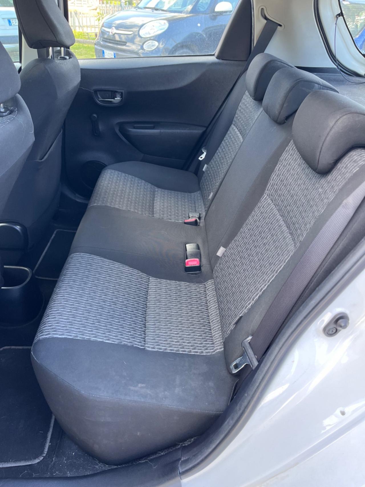 Toyota Yaris 1.4 diesel 2013 NEOPATENTATI
