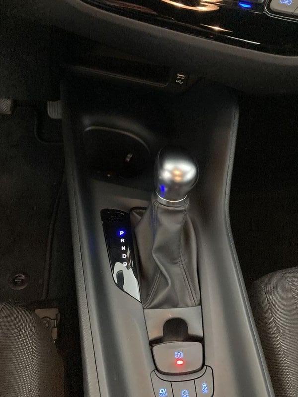 Toyota C-HR 1.8 Hybrid E-CVT Business