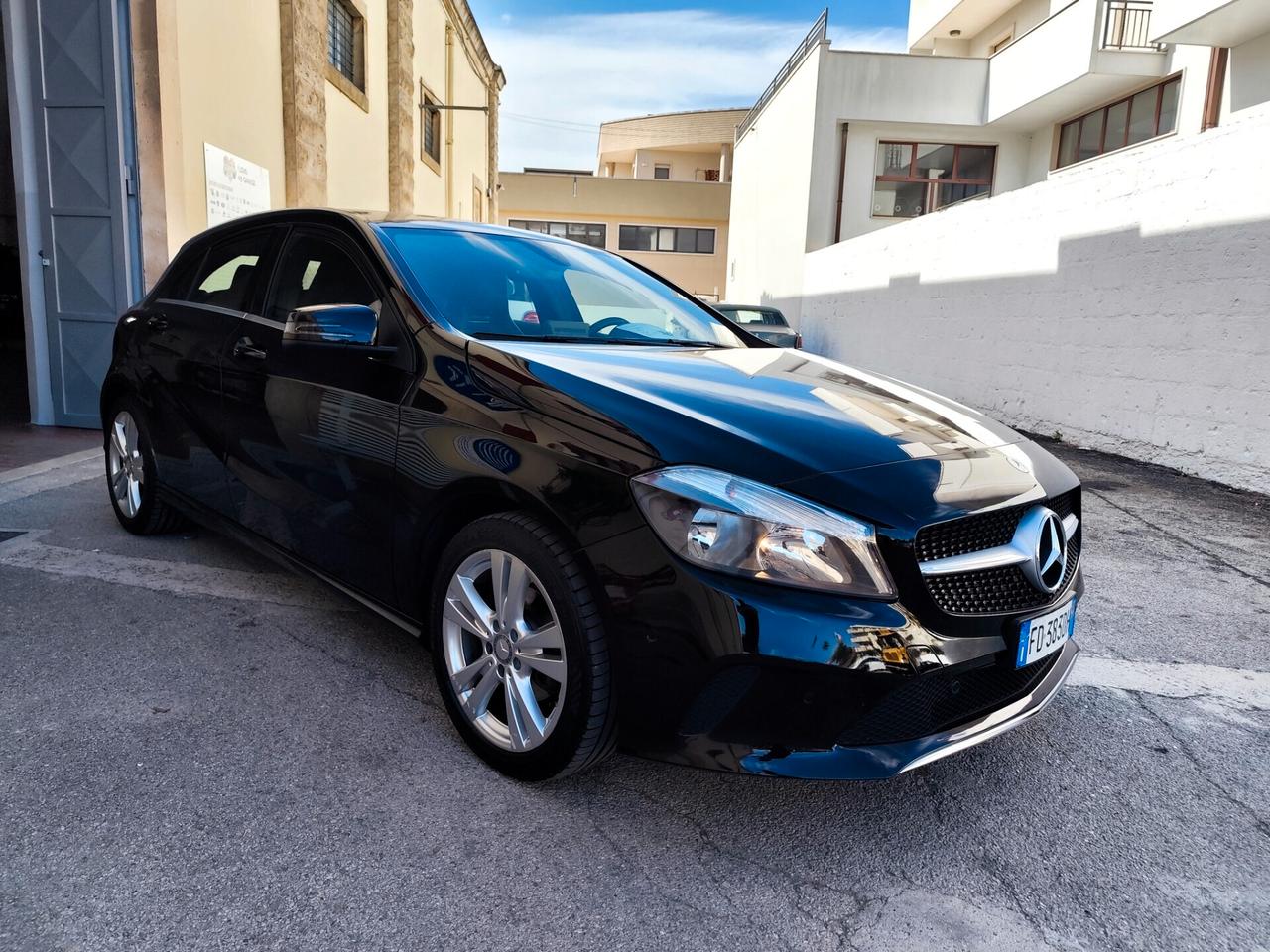 Mercedes-benz A 180 d Premium
