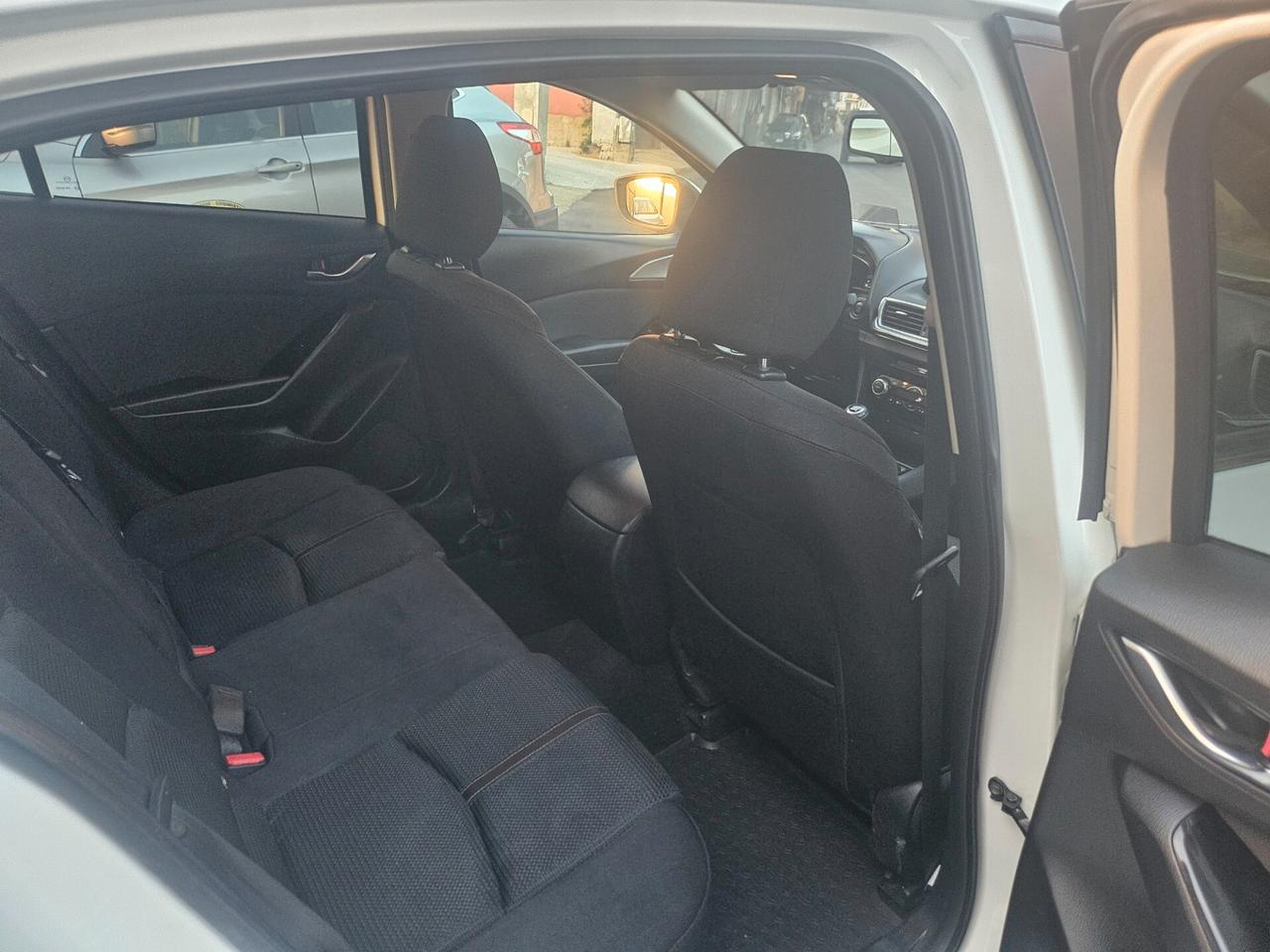Mazda 3 Mazda3 1.5 Skyactiv-D Exceed