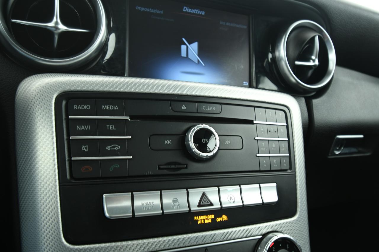 Mercedes-Benz SLC 200 Sport auto CAMERA+LED+C17"