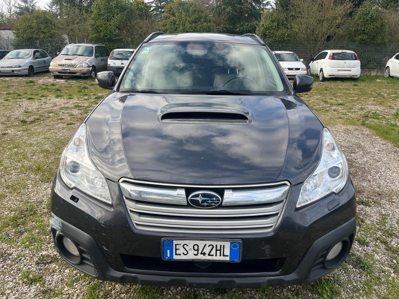 Subaru OUTBACK 2.0D AWD Trend Leather (peoblema albero a camme )