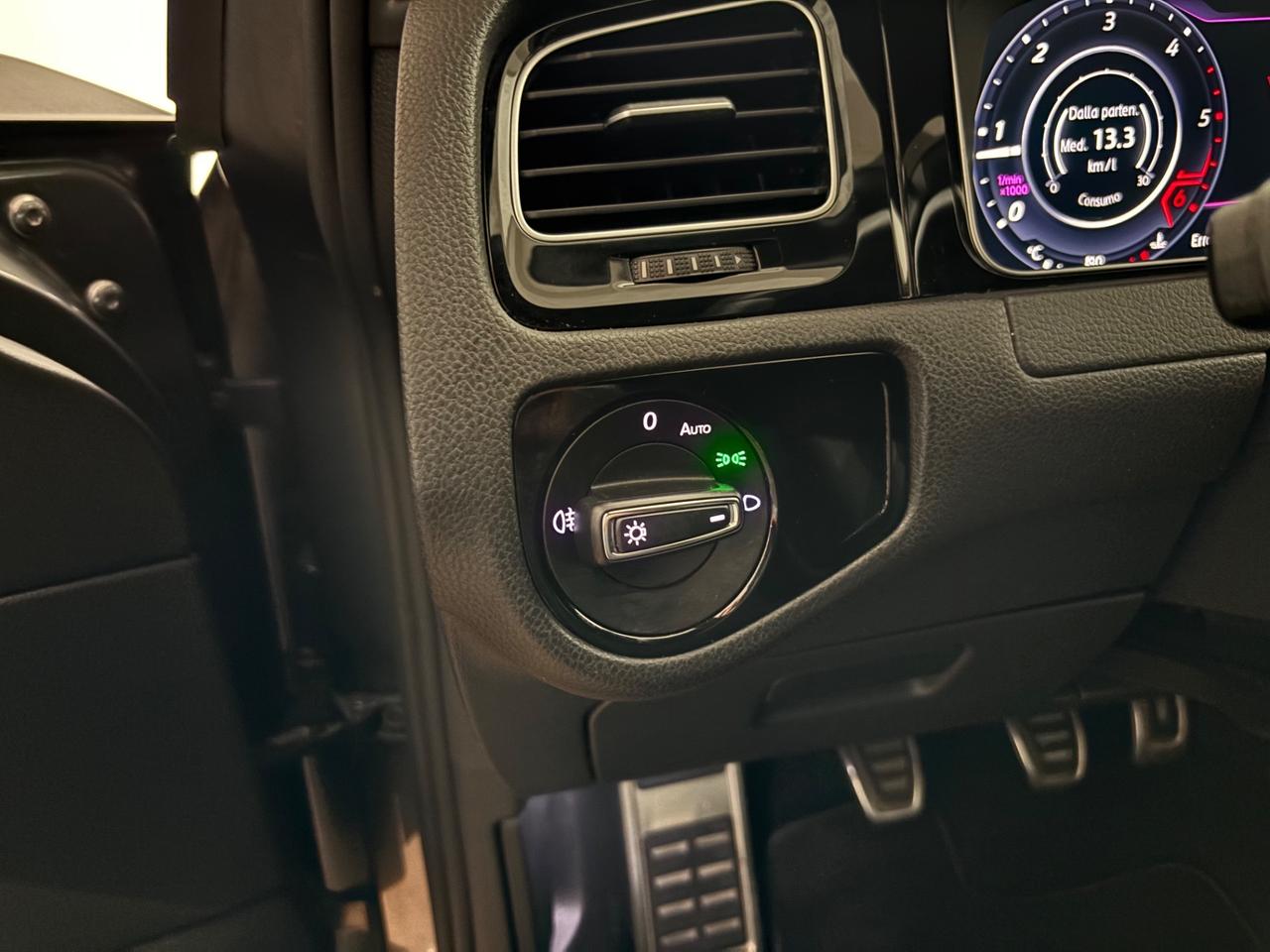 Volkswagen Golf 7.5 1.6 TDI 115 CV 5p. R-line BlueMotion Technology