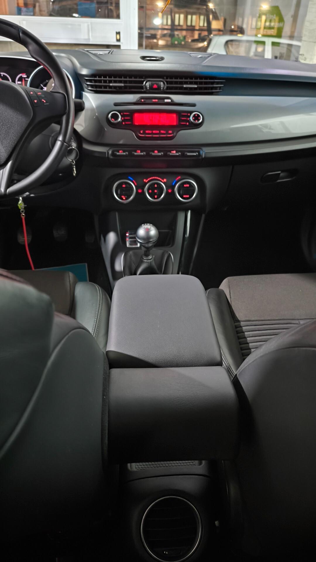 Alfa Romeo Giulietta 1.6 JTDm-2 105 CV Exclusive