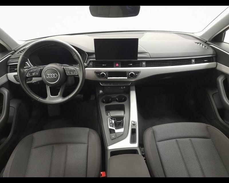 Audi A4 V Avant 35 2.0 tdi mhev Business Advanced 163cv s-tronic