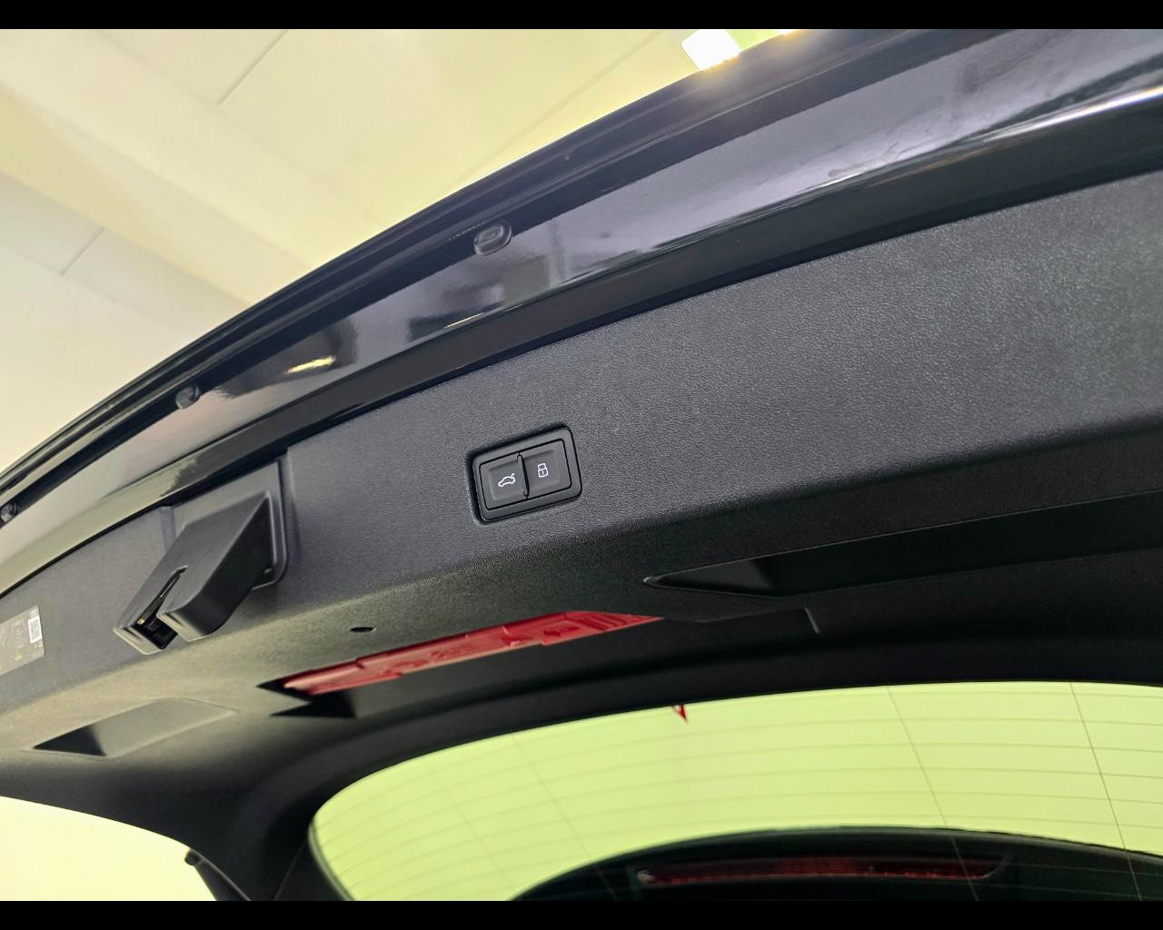 AUDI Q4 45 E-TRON QUATTRO S-LINE