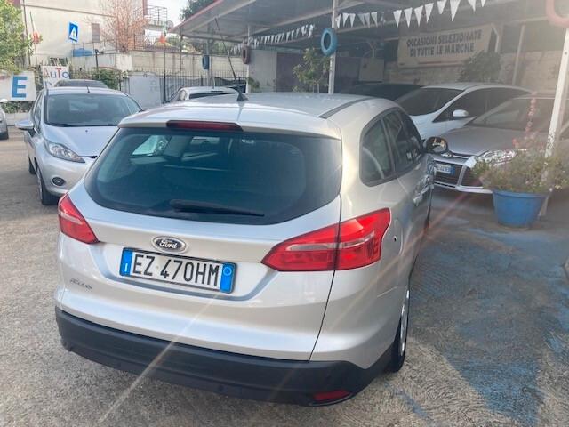 Ford Focus 1.6 120 CV GPL SW Titanium
