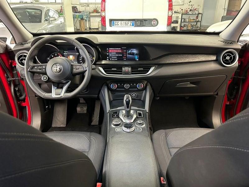 Alfa Romeo Stelvio 2.2 Turbodiesel 160 CV AT8 RWD