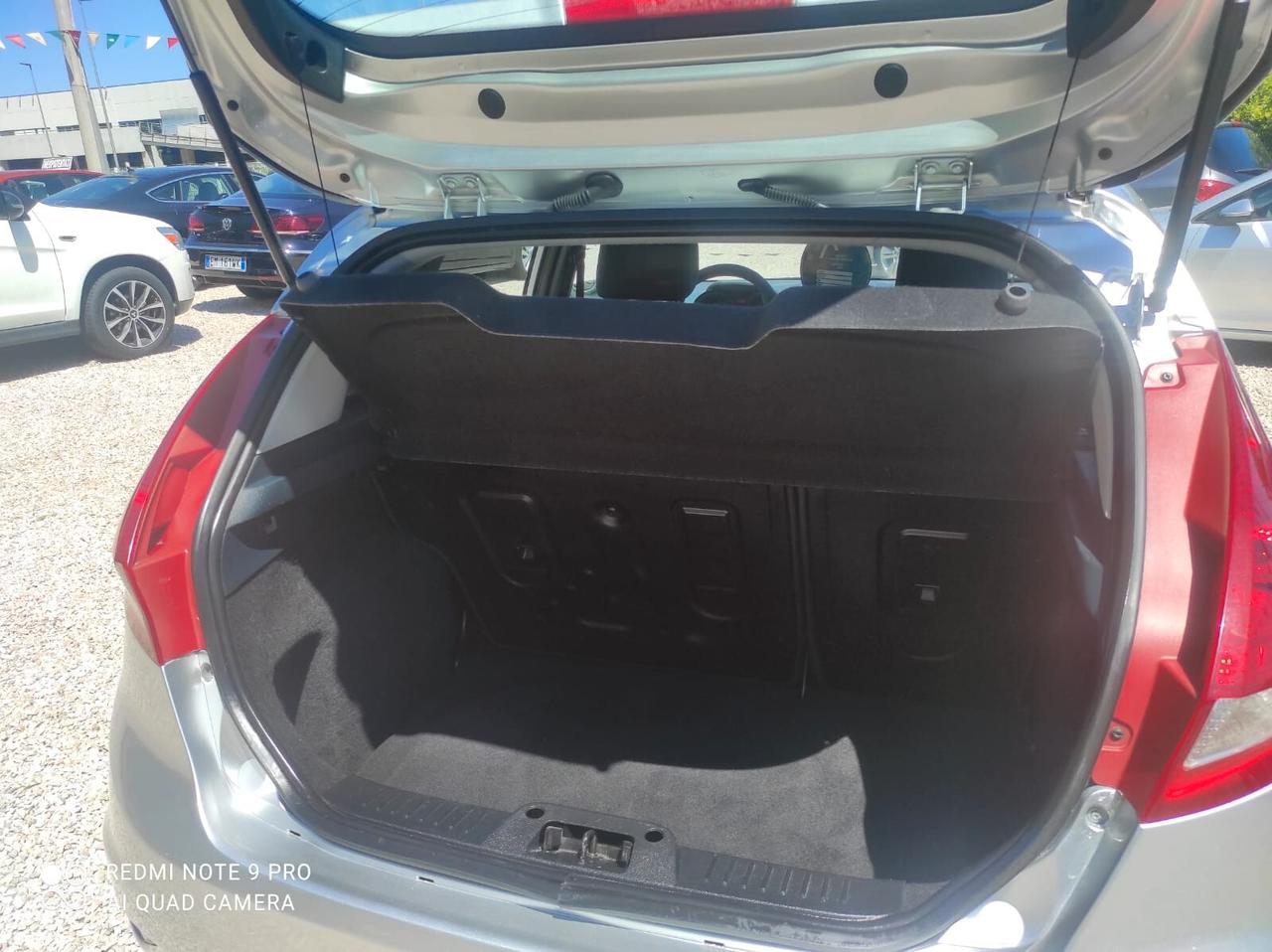 Ford Fiesta 1.4 5p. .- GPL .Garanzia