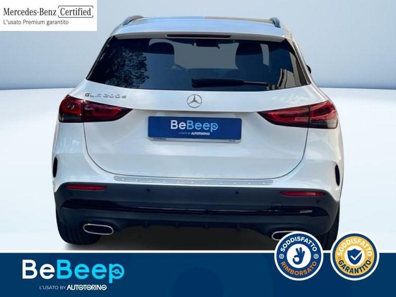 Mercedes-Benz GLA 200 D PREMIUM AUTO
