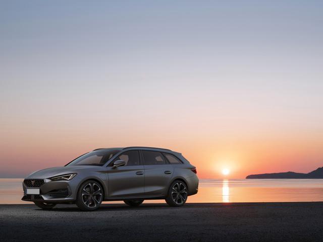 CUPRA Leon Sportstourer 1.5 Hybrid 150CV DSG