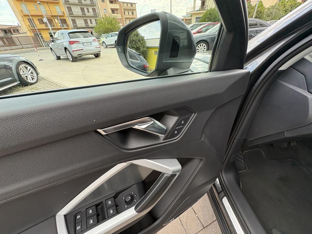 Audi Q3 Sportback 35 TDI 2.0cc 150cv S tronic line edition
