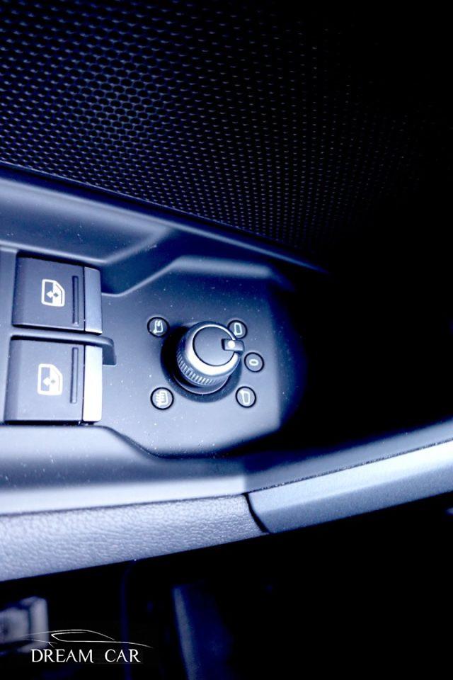 AUDI A3 ALLSTREET 35 TFSI 150cv S-tronic Identity Contrast