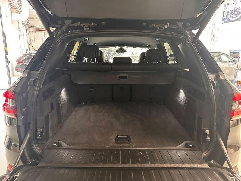 BMW X5 xdrive30d mhev 48V xLine auto