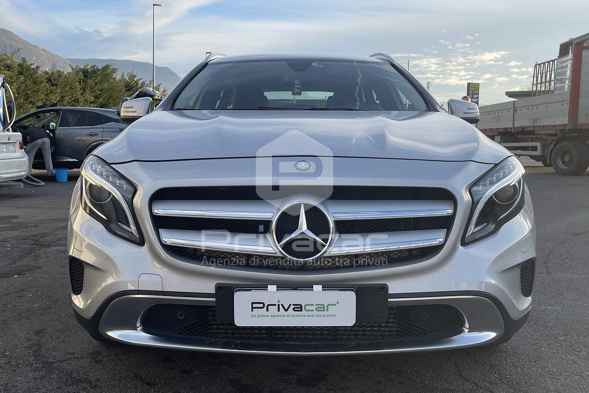MERCEDES GLA 200 d Automatic 4Matic Premium