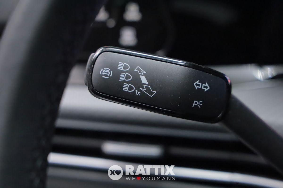 Volkswagen Golf Variant 2.0 TDI 150CV R-Line DSG + tetto apribile