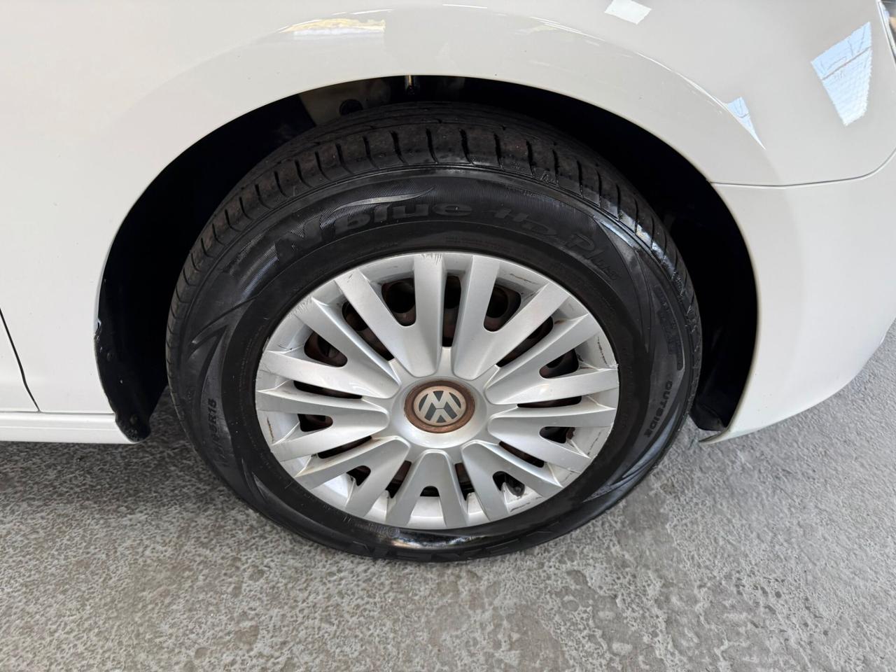 Volkswagen Golf 1.6 Tdi 105cv 5P Comfortline