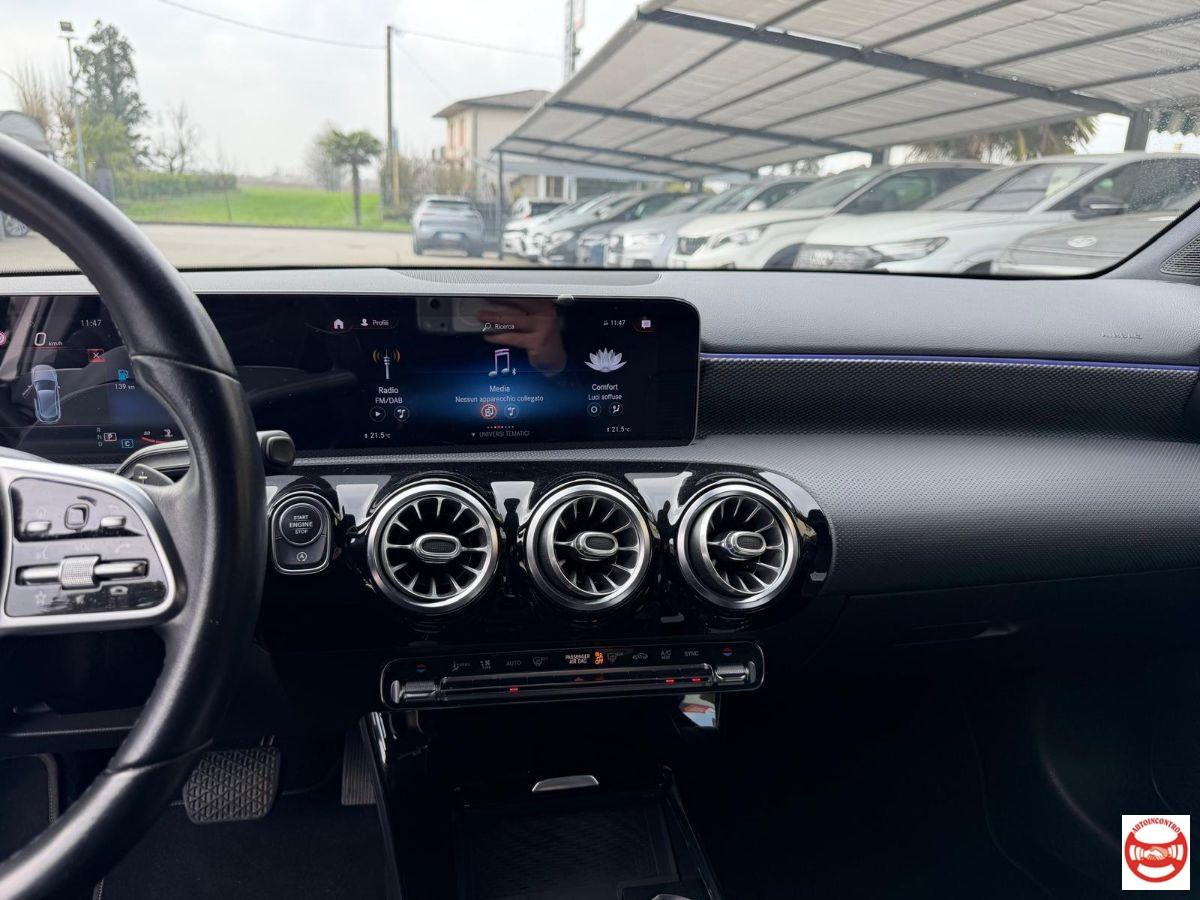 MERCEDES - Classe A A 180 d Sport auto