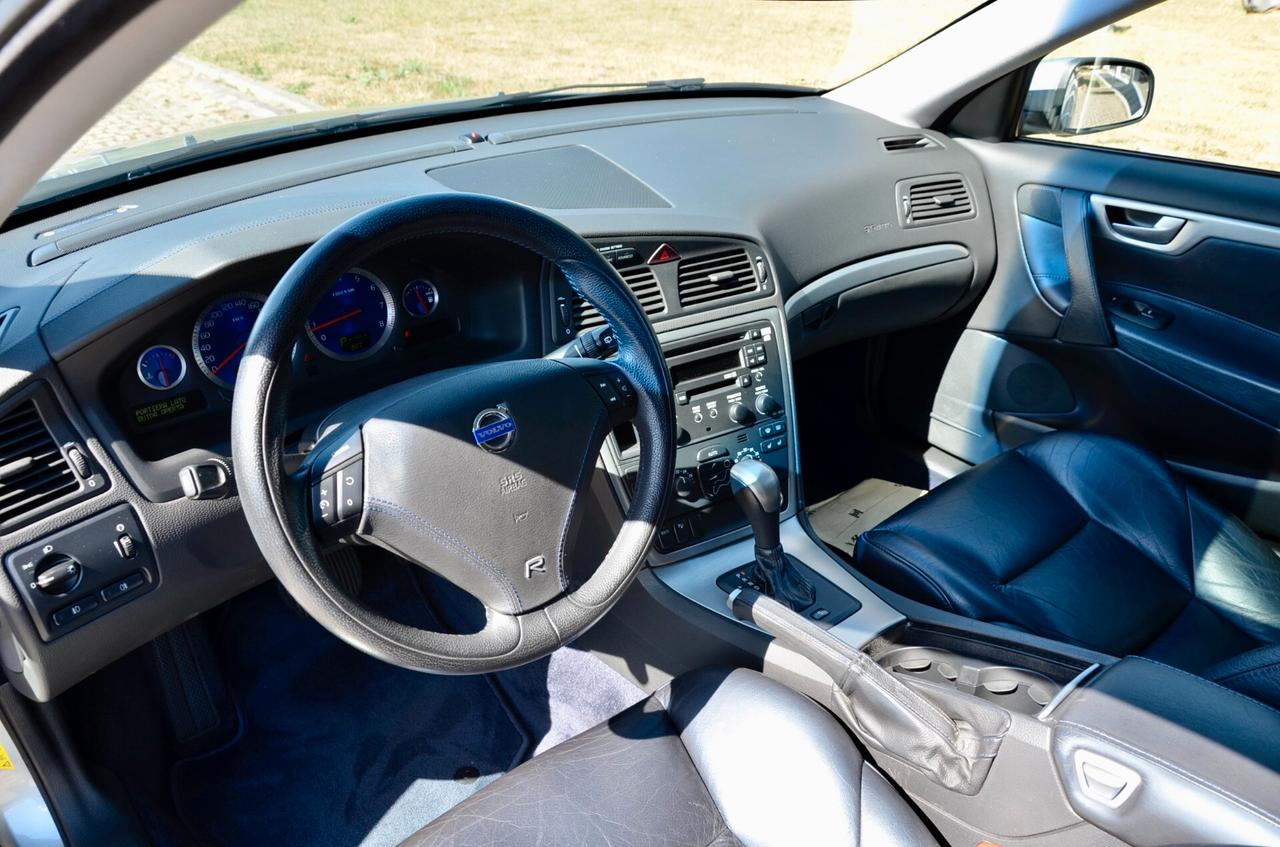VOLVO V70 2.5 R AWD 300cv AUTO, ASI, ESENTE SUPERBOLLO, ECCELLENTI CONDIZIONI, INTROVABILE, TETTO, PERMUTE