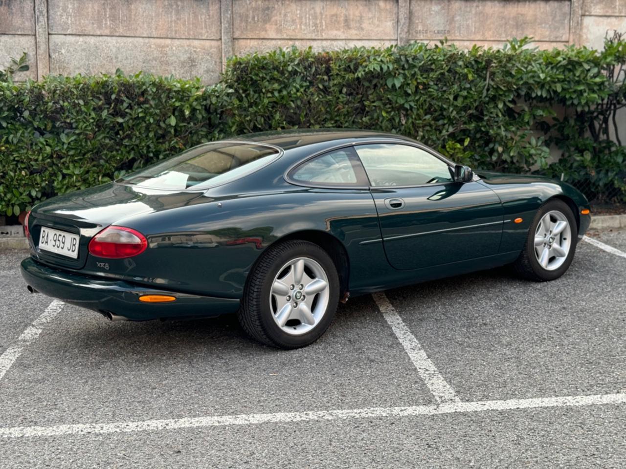 Jaguar XK8 - 4.0 V8 - Verde su Verde
