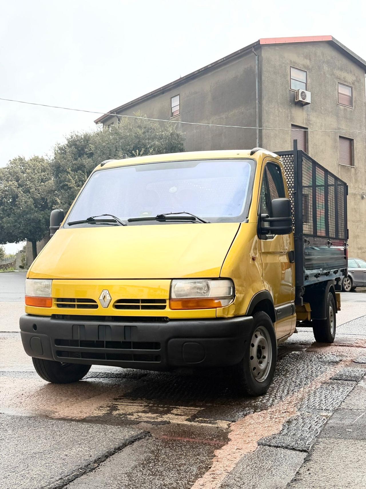 Renault Master 2.5 td ribaltabile