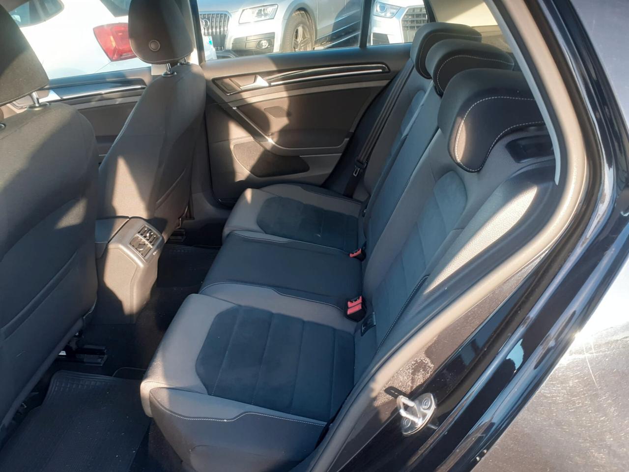 Volkswagen T-Cross 1.6 TDI DSG - 2020