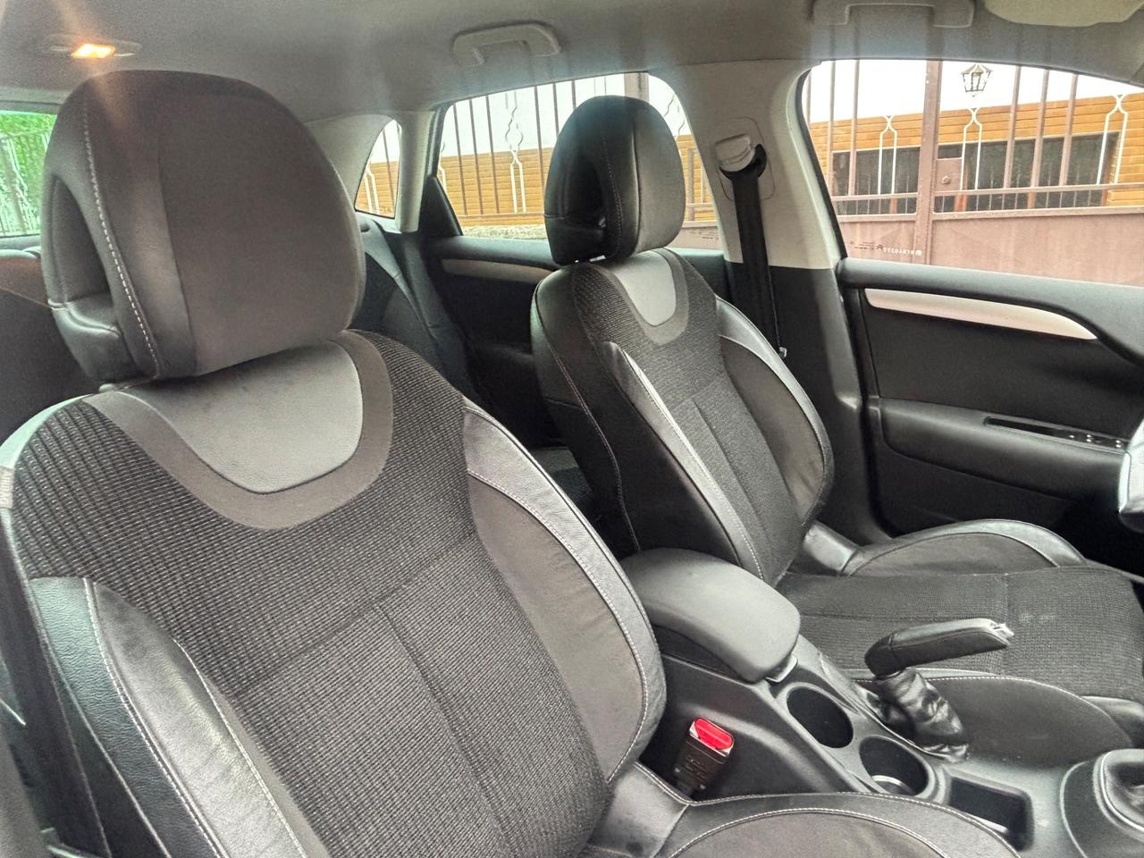 Citroen C4 1.4 VTi 95 Seduction