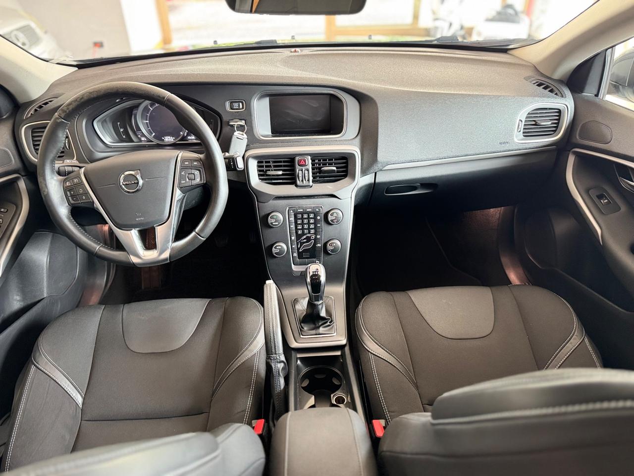 Volvo V40 D2 Business Plus